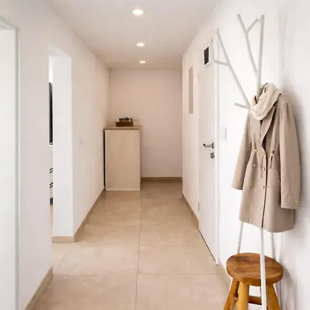 Appartement Ii Bergblick & Family Lounge Ii - Messe - Ideal Fuer Business & Urlaub - Keine Monteure Friedrichshafen